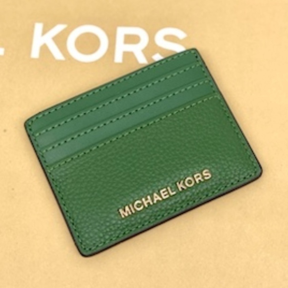 MICHAEL KORS Pebbled Leather Card
Holder Case Small Wallet